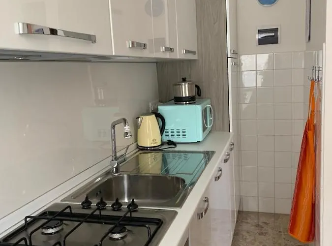 Sandro By Portofinovacanze * 拉帕洛